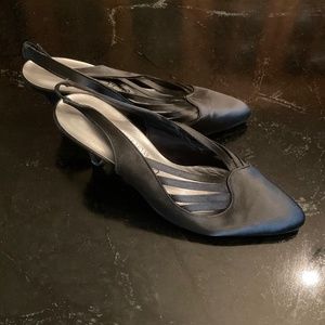 Black Satin Night Life by Life Stride Evening shoes size 8.5
